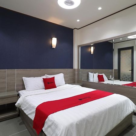 Reddoorz Plus & Cloud 9 Quang Trung Hotel Ho Chi Minh City Exterior photo